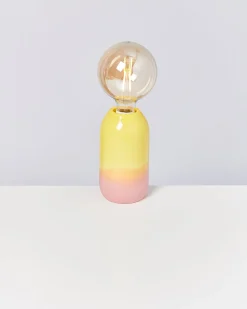 Motel a Miio Farol - Lamp yellow rose New